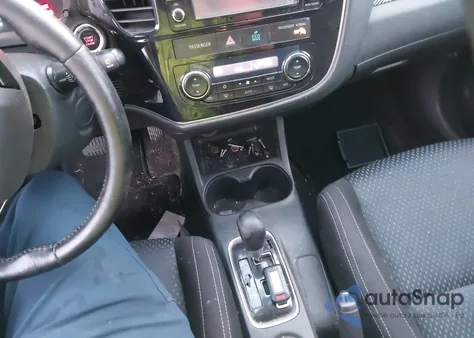 2016 Mitsubishi Outlander Se/Sel from USA, damaged, VIN JA4AD3A39GZ011114